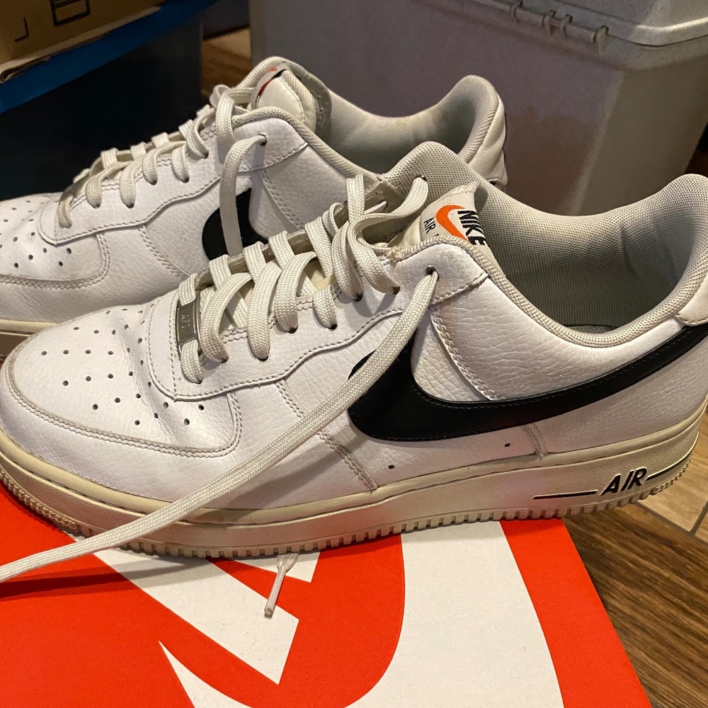 Nike Air Force 1